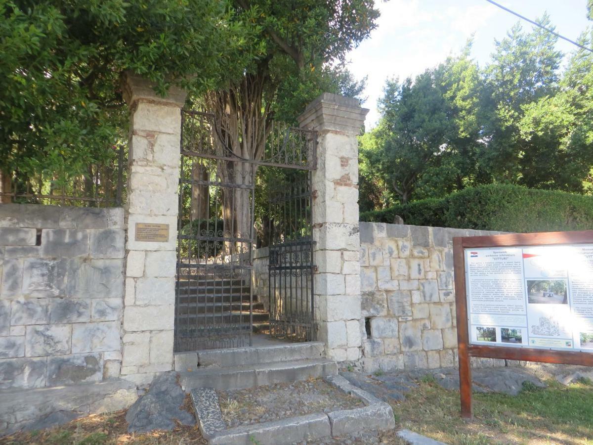 Villa Katarina Kastela Luaran gambar