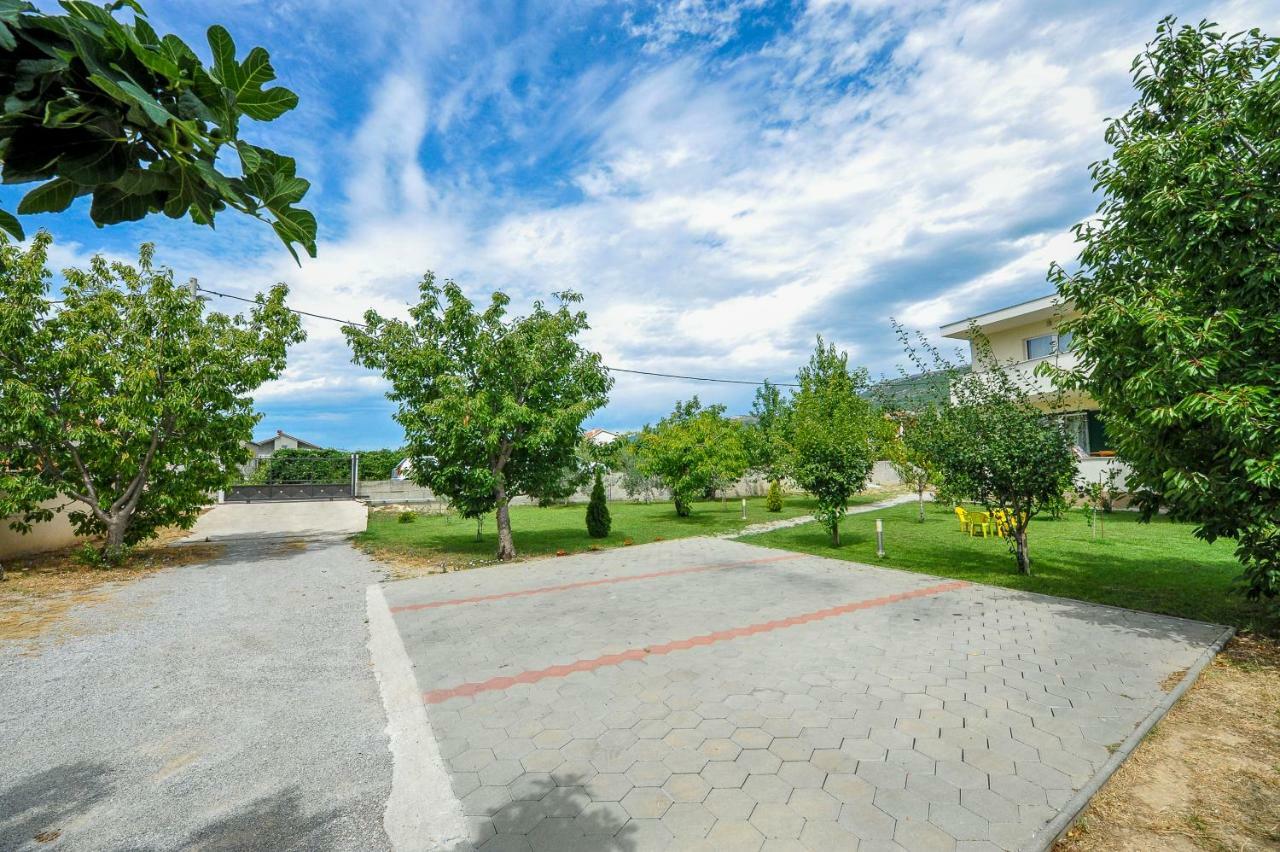 Villa Katarina Kastela Luaran gambar